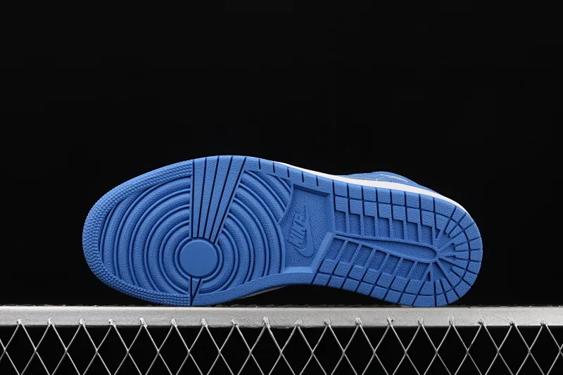 All categories Air Jordan Jordan series basketball shoes Air Jordan 1 Mid Air Jordan 1 Mid AJ1 Joe 1 white and blue 554724-106